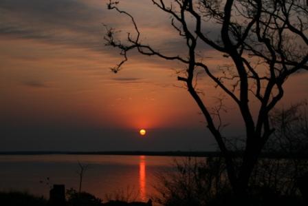 Sonnenaufgang über dem Rio Uruguay